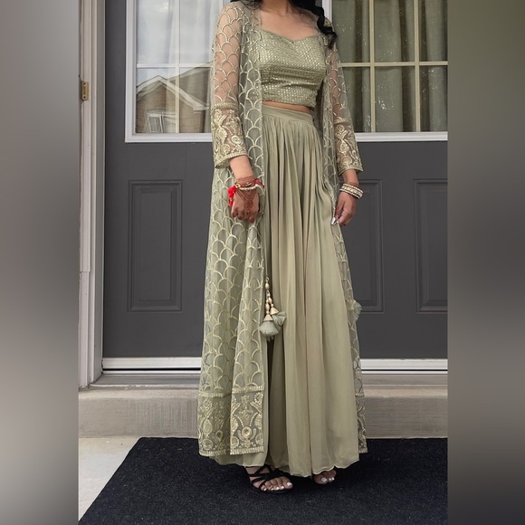 Sharara suit with crop top and jacket - Picture 2 of 2